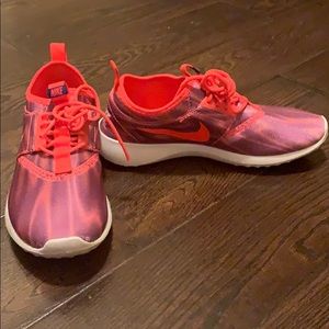 Nike Shoes - Women’s Nike slip on Nike Shoes - Women’s Nike slip on